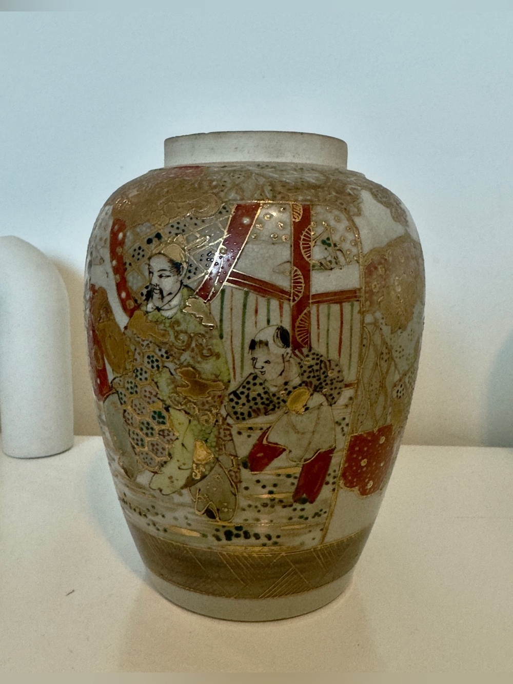 Antique Japanese Meiji Era Satsuma Gilt Ginger Jars Figural People Signed